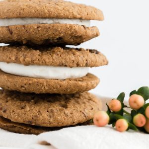 Oatmeal Creme Pie